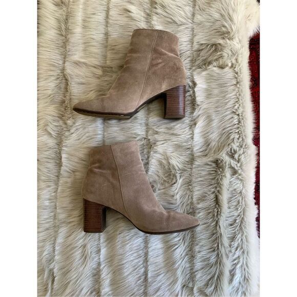 Born Womens Suede Heeled Bootie Ankle Boots Water Resistant Size 11 M - Picture 5 of 8